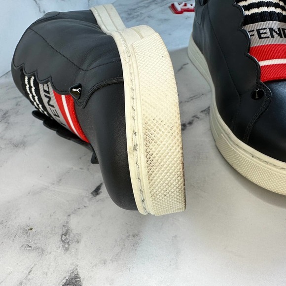 FENDI Rockoko Sneakers Slip On Scallop 39 Red/White/Black Box Authentic - Picture 8 of 10